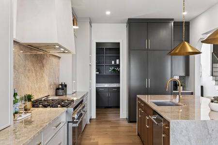 12-2617 Winding Ln NE-12