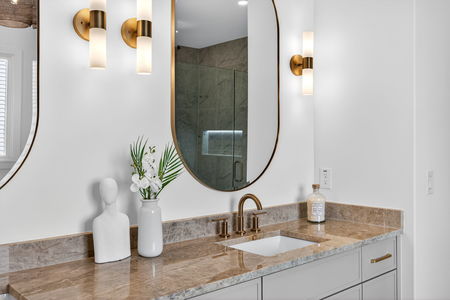 31-2617 Winding Ln NE-31