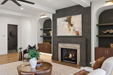 7-2617 Winding Ln NE-7