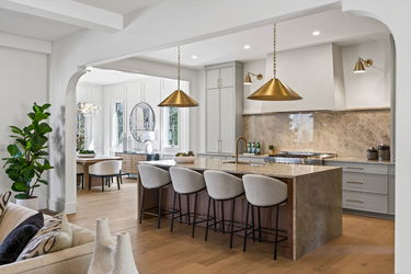 8-2617 Winding Ln NE-8