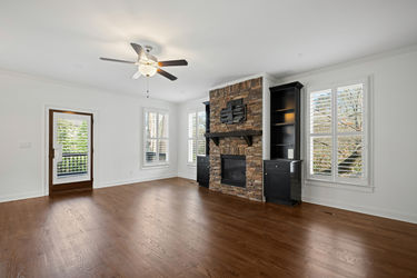 2326 Nesbit_low res_T_Morris-14