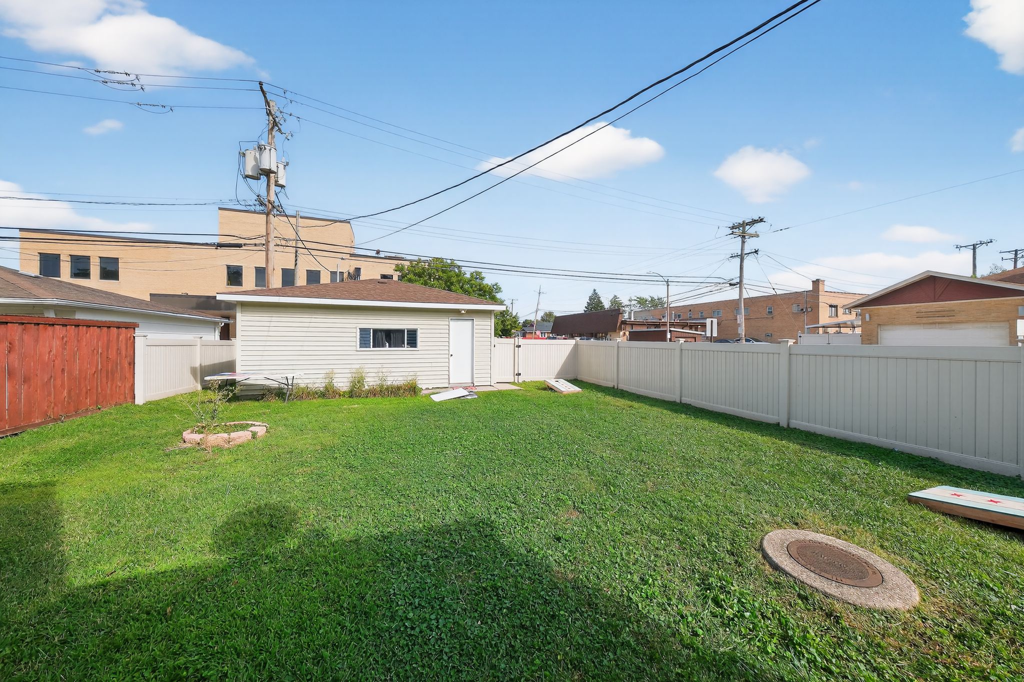 03_9953_S_Sawyer_Ave_Evergreen_Park_IL_60805_USA-Exterior-FXH20064