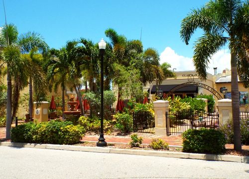 Historic Punta Gorda Downtown Restaurant