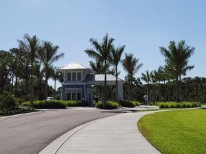 Guardhouse Beachwalk