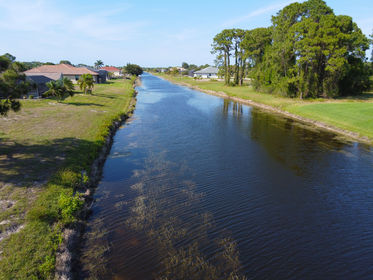 Canal Front Lot in Rotonda West Pine Valley