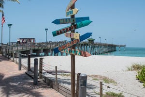 Pier w sign