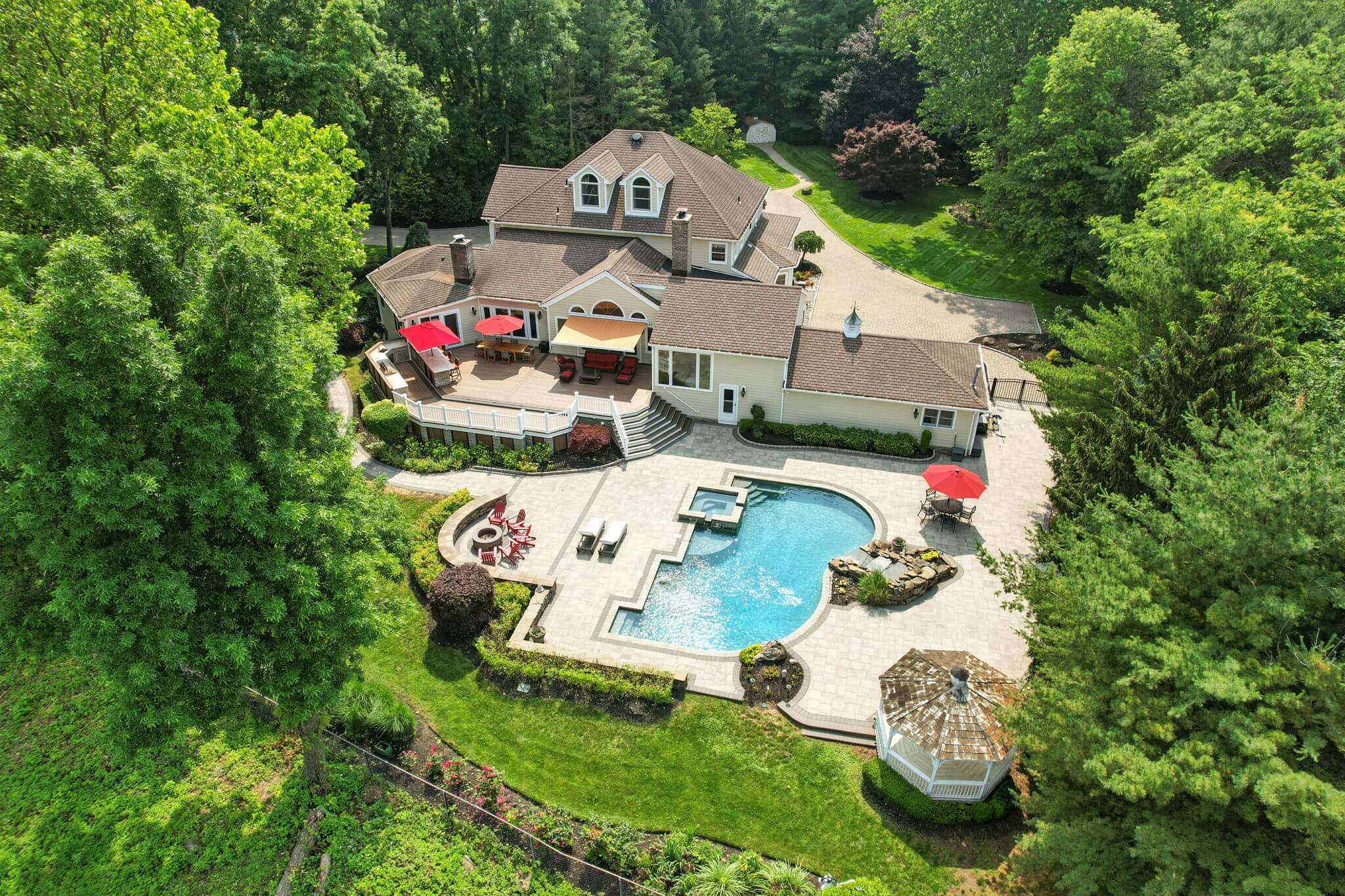 135-web-or-mls-135_7