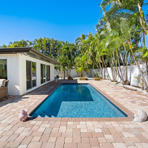 Selling Your Home This Spring in Tampa Bay? Avoid These 7 Common Seller Mistakes.