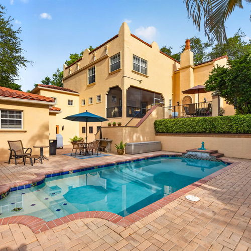 Beat the Heat: Essential Summer Home Maintenance Tips for Florida Homeowners