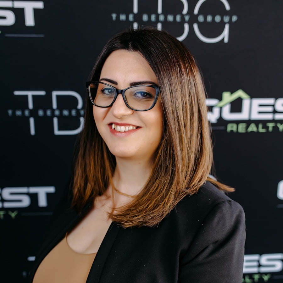 Nadeen Greek