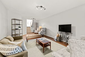 23-2051 Merchants Gate-29