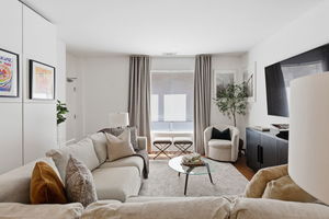 12-web-or-mls-801-king-st-w