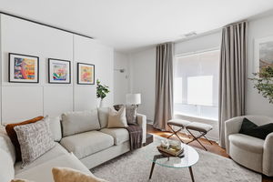 13-web-or-mls-801-king-st-w