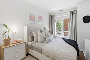16-web-or-mls-801-king-st-w
