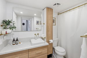 19-web-or-mls-801-king-st-w