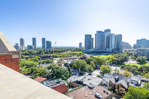 37-web-or-mls-801-king-st-w
