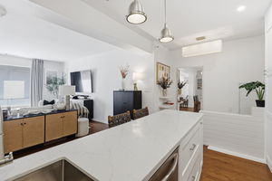 8-web-or-mls-801-king-st-w