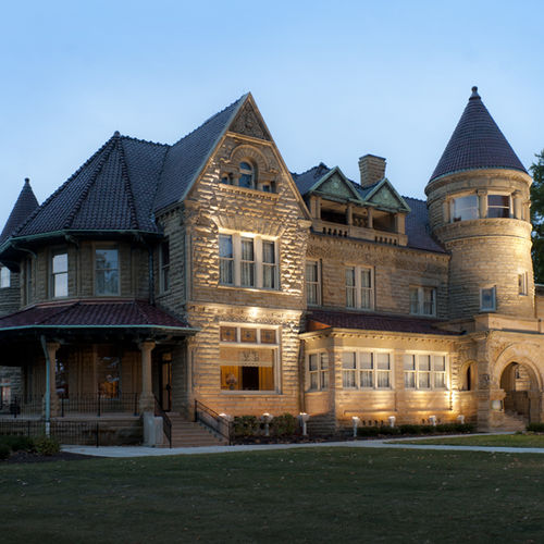 Historic Homes in Fort Wayne That Give Off Spooky Vibes