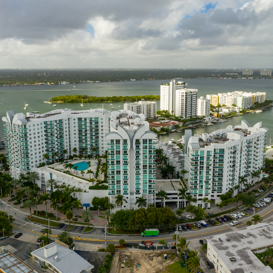 Miami,Condominiums,North,Bay,Village