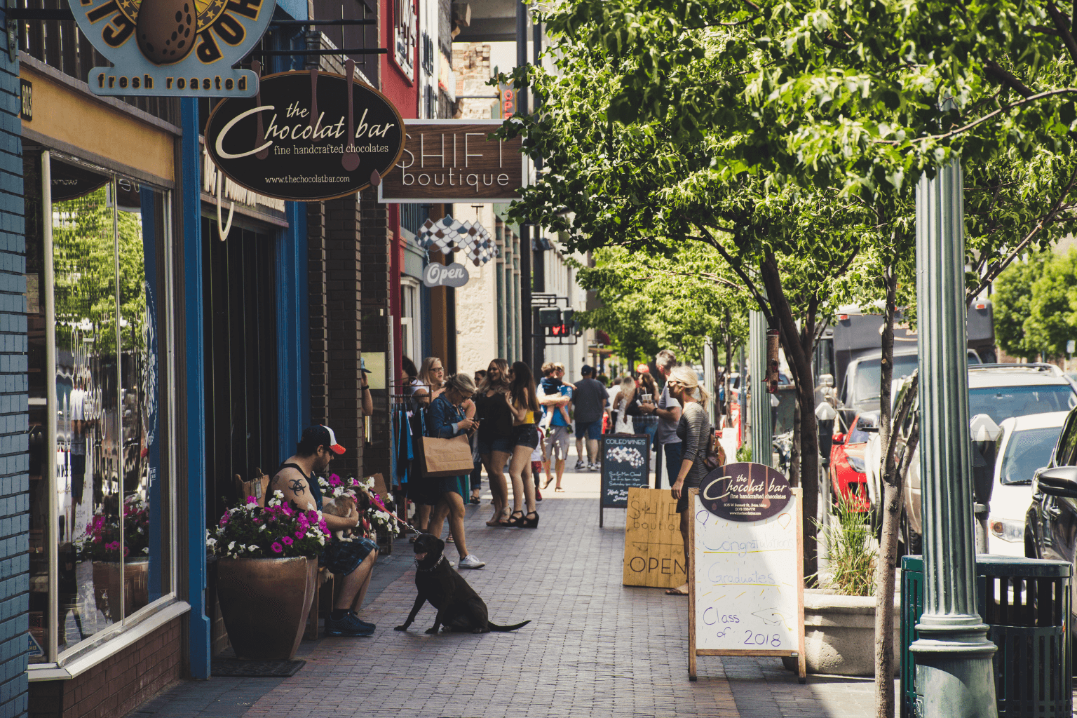 Downtown Clayton, California with shops and restaurants