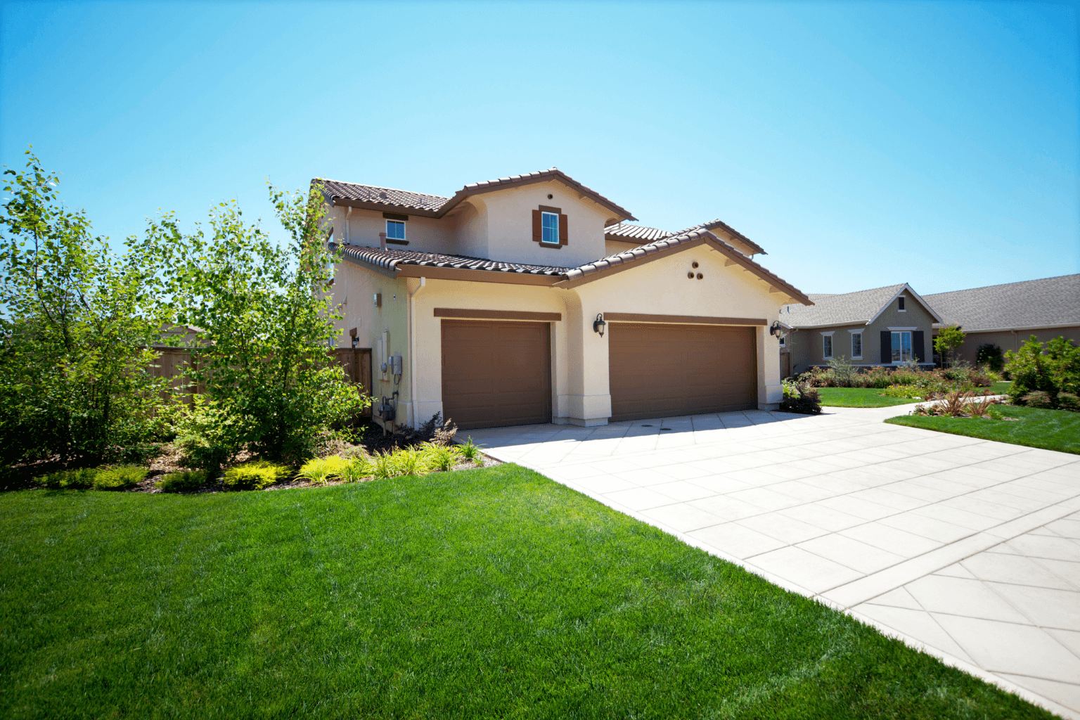 Modern suburban home in Concord, California on a sunny day
