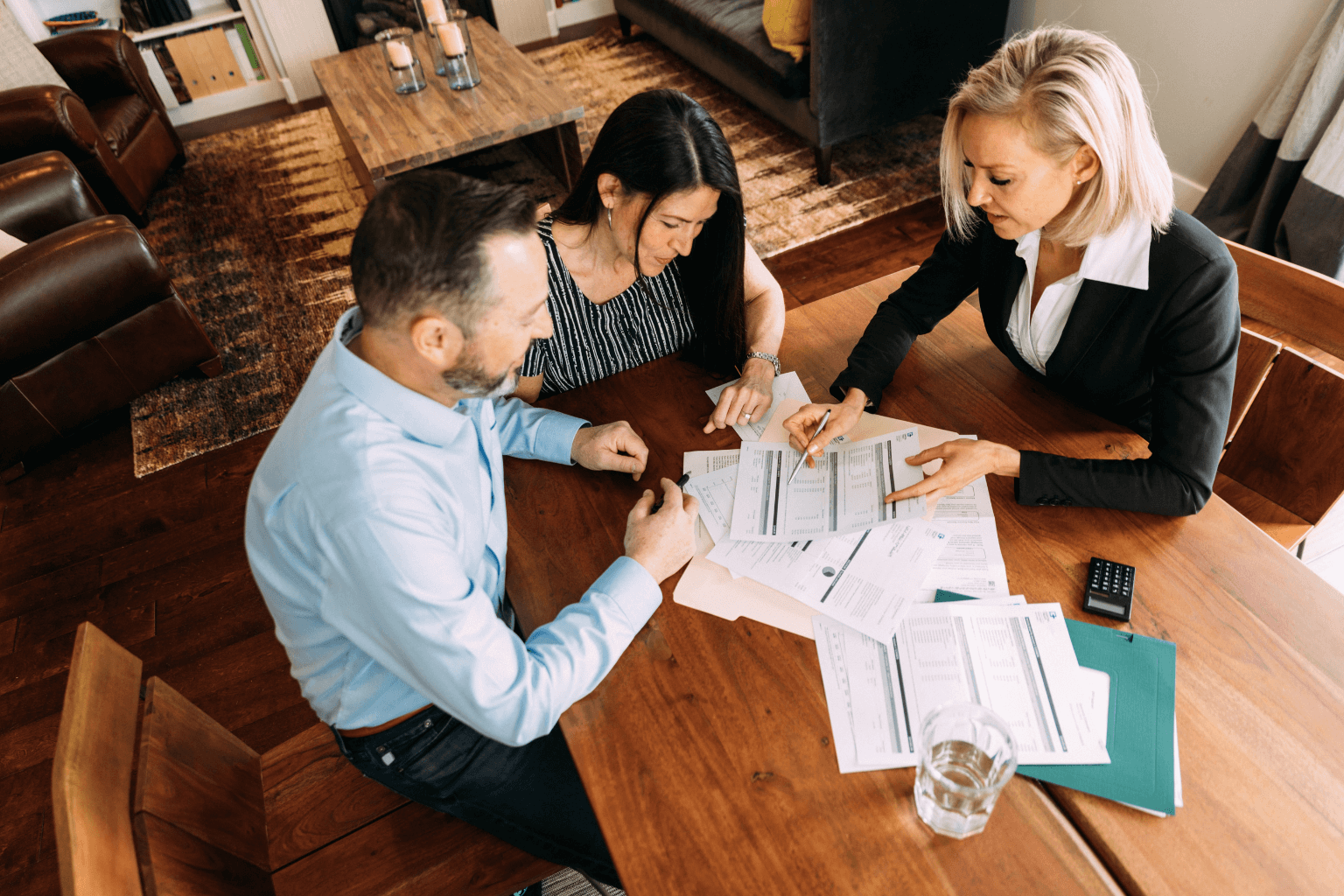 Homebuyer brainstorming creative financing ideas with advisor