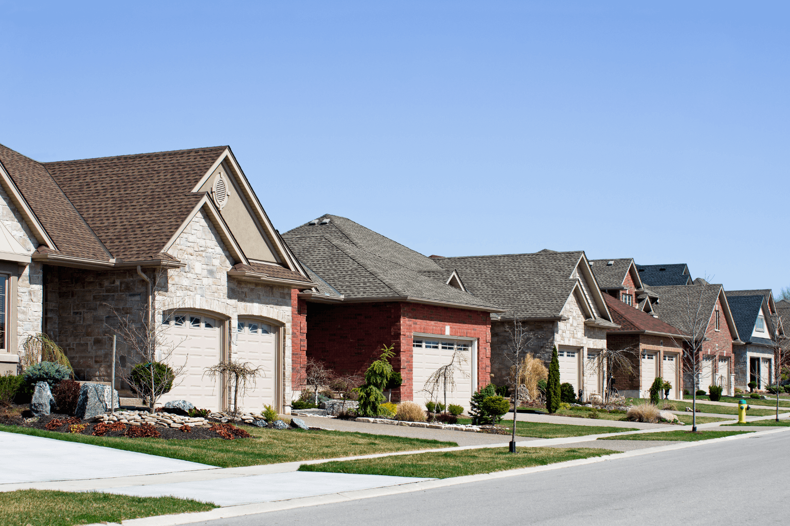 Homes in Orinda California neighborhood