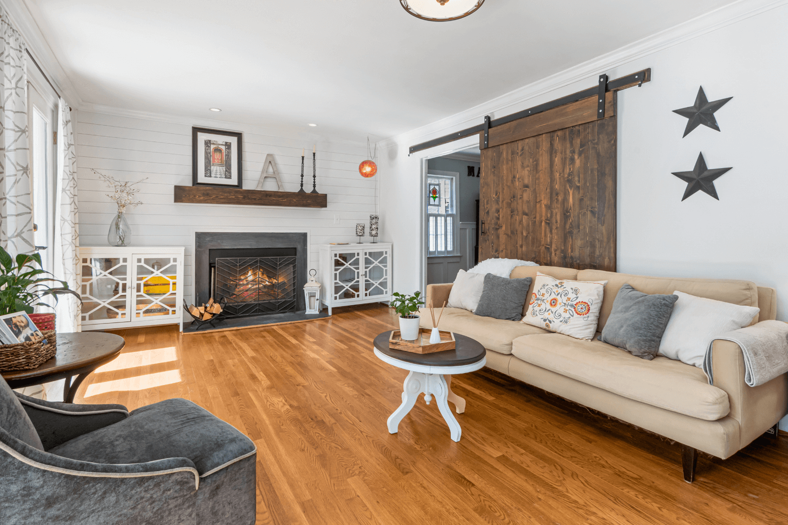 Beautifully staged living room ready for real estate showings in Walnut Creek