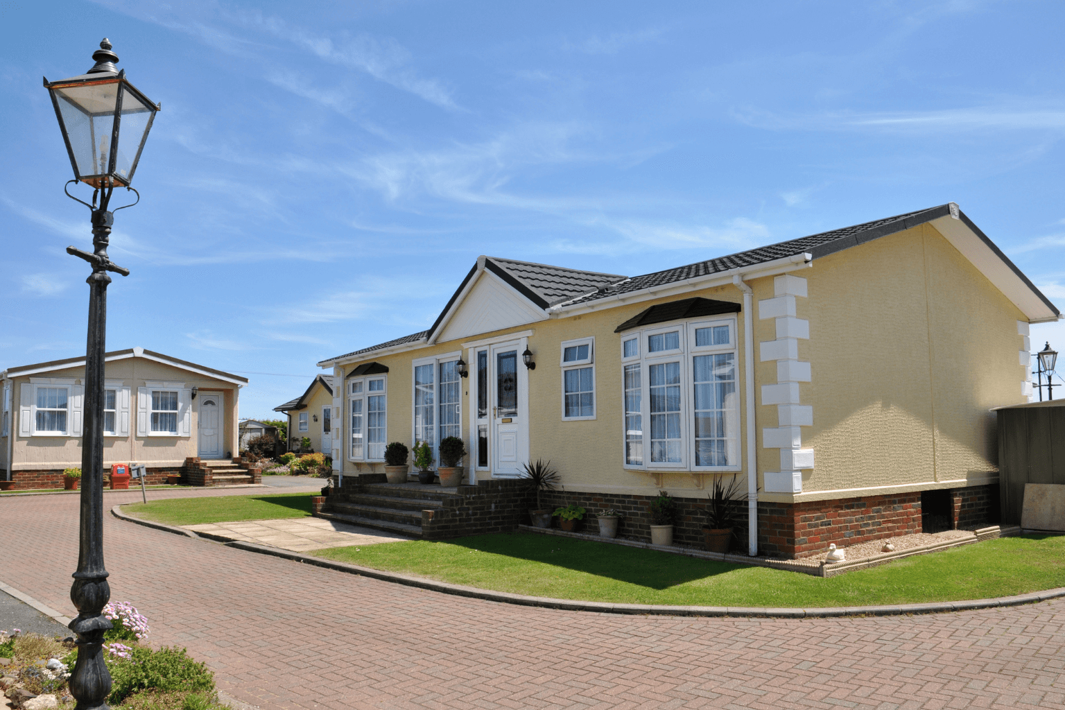 Residential homes in Clayton California neighborhood