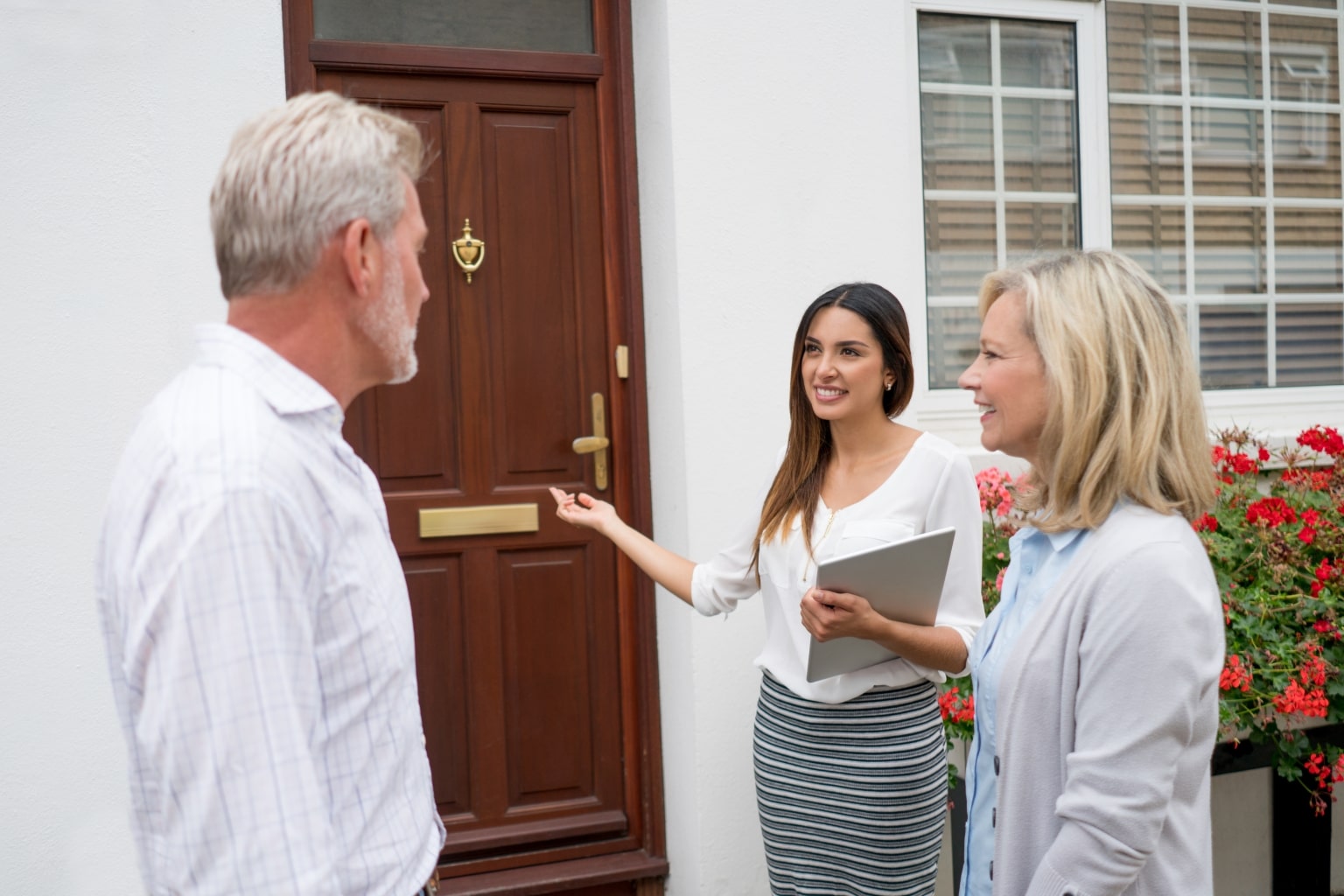 Experienced real estate agent