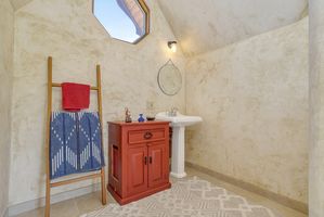 178 Quintana Road Questa, NM 87556