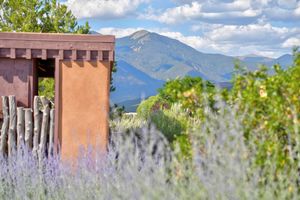 1417 Santa Cruz Road Taos NM Mountain View Garden