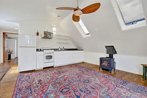 32 Valerio Road Casita Kitchen and Stove