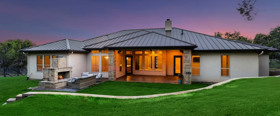 A,Luxury,Home,At,Sunset