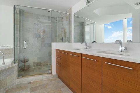 2681-N-Flamingo-Rd-8