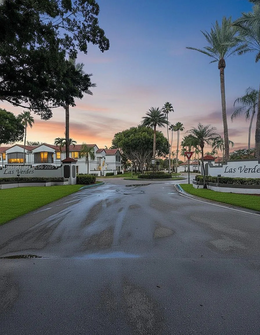 a91cdf69526bcb0af49d64b8c72c727e-uncropped_scaled_within_1536_1152