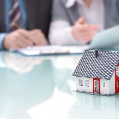 What You Should Do if You Receive an Offer But Your House Isn’t For Sale?