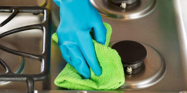 Post-holiday cleaning hacks