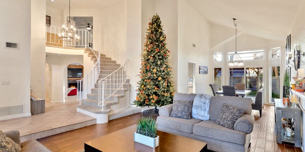 Winter 2022 Buyer and Seller Guides are here