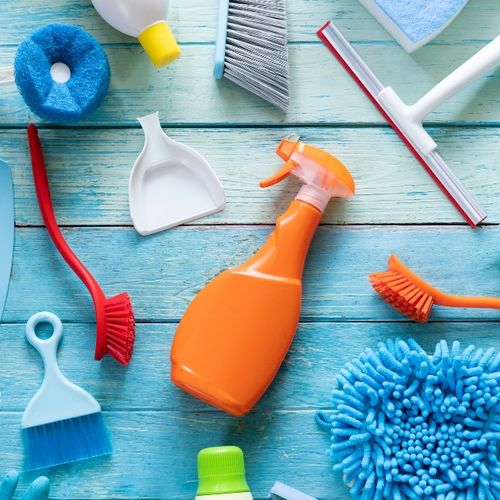 Pet-Friendly Cleaning Products: Keeping Your Home Spotless and Safe for Your Furry Friends