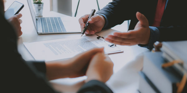 Navigating Multiple Offers: A Seller’s Guide