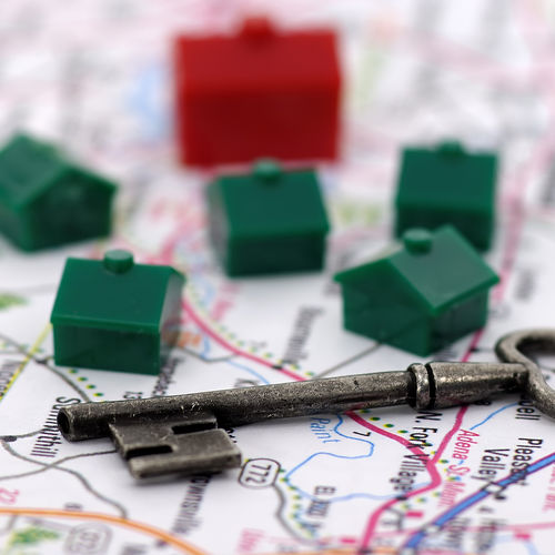 Buyer’s Market Vs. Seller’s Market: What It Means for Your Real Estate Goals