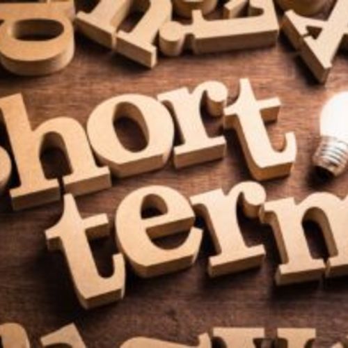 Short-Term Rentals vs. Long-Term Investments: Trends in Property Ownership