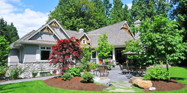 Eco-Friendly Yard Ideas for a Greener Summer