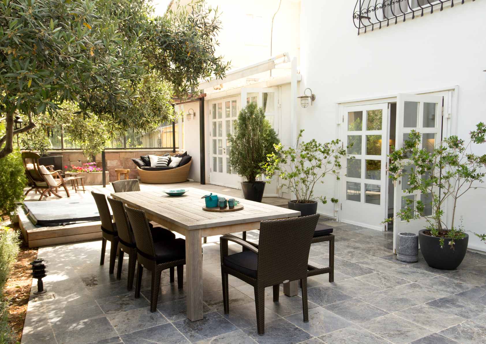 outdoor-living-space-patio