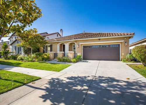 Oxnard, CA - YupSOLD