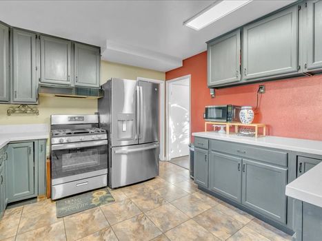 714 Appleton Rd. Simi Valley CA 93065 (14)