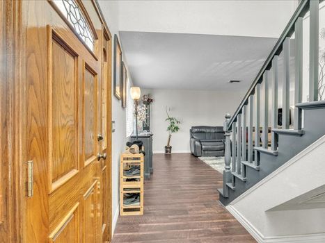 714 Appleton Rd. Simi Valley CA 93065 (4)