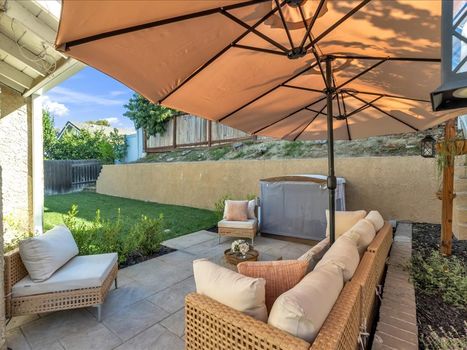 4566 N. Canyonlands Rd. Moorpark, CA 93021 (36)