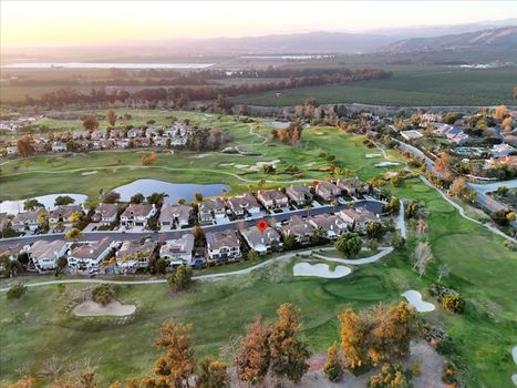 2972 Avenida De Autlan Camarillo CA 93010 (65)